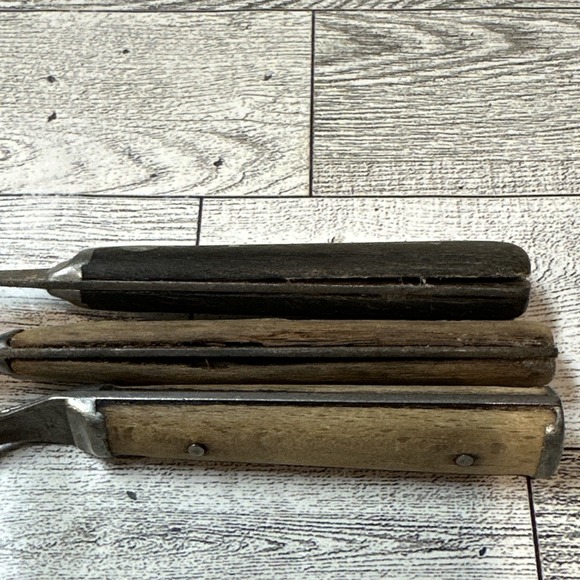 Antique Flatware (Set‎ of 3) 2 Forks & 1 Knife Wood & Metal Handle *See Photos* - Picture 4 of 7